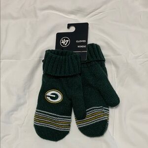 47 Brand Green Knit Mittens